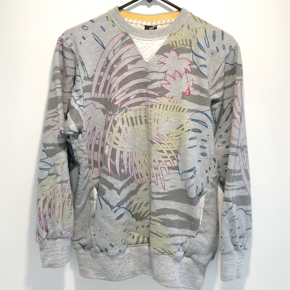Gray Graphic Sweatshirt Size M